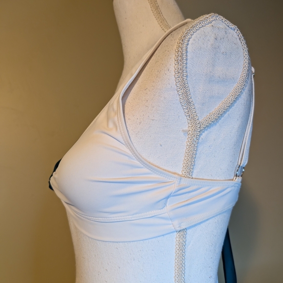 Zaful White and Teal Swimwear - Picture 6 of 12